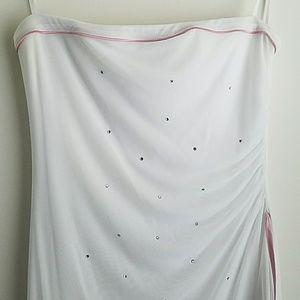 Beautiful white dress with light pink details